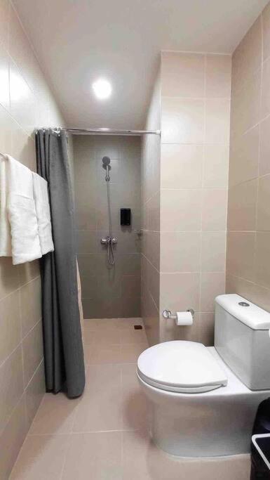 1Br With Extra Room At One Regis- Megaworld Bacolod Bagian luar foto