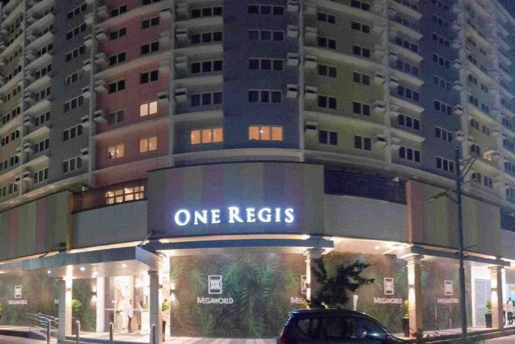 1Br With Extra Room At One Regis- Megaworld Bacolod Bagian luar foto