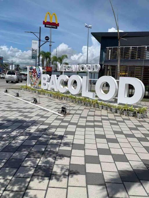 1Br With Extra Room At One Regis- Megaworld Bacolod Bagian luar foto