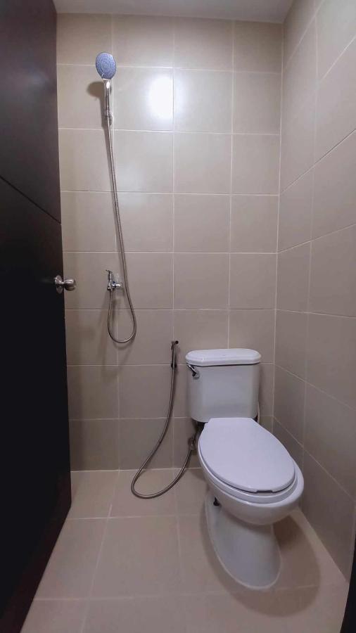 1Br With Extra Room At One Regis- Megaworld Bacolod Bagian luar foto