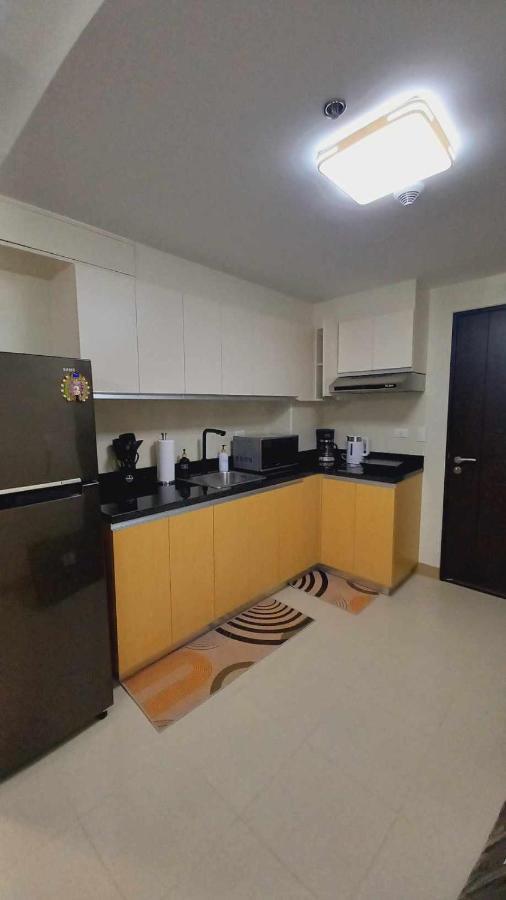 1Br With Extra Room At One Regis- Megaworld Bacolod Bagian luar foto