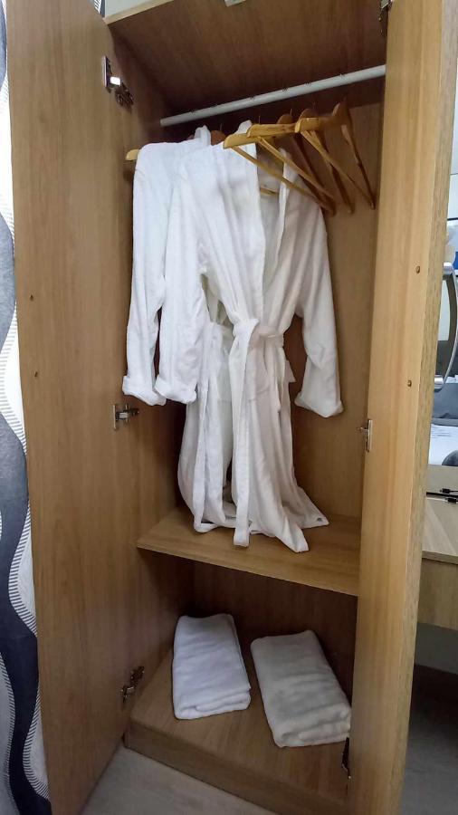 1Br With Extra Room At One Regis- Megaworld Bacolod Bagian luar foto